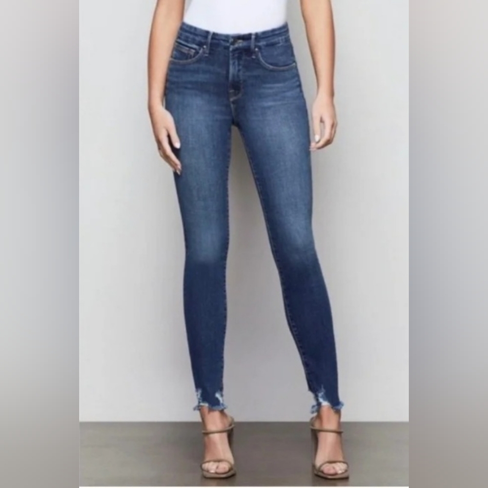 Good American Blue Skinny Jeans with Distressed Hem